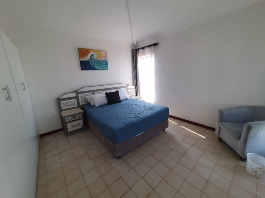 8 Bedroom Property for Sale in Port Edward KwaZulu-Natal