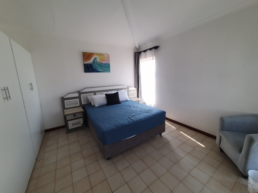 8 Bedroom Property for Sale in Port Edward KwaZulu-Natal