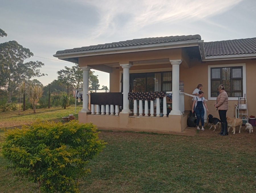 To Let 2 Bedroom Property for Rent in Crestholme KwaZulu-Natal