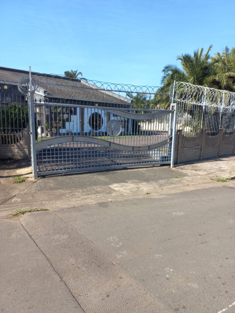5 Bedroom Property for Sale in Parkgate KwaZulu-Natal