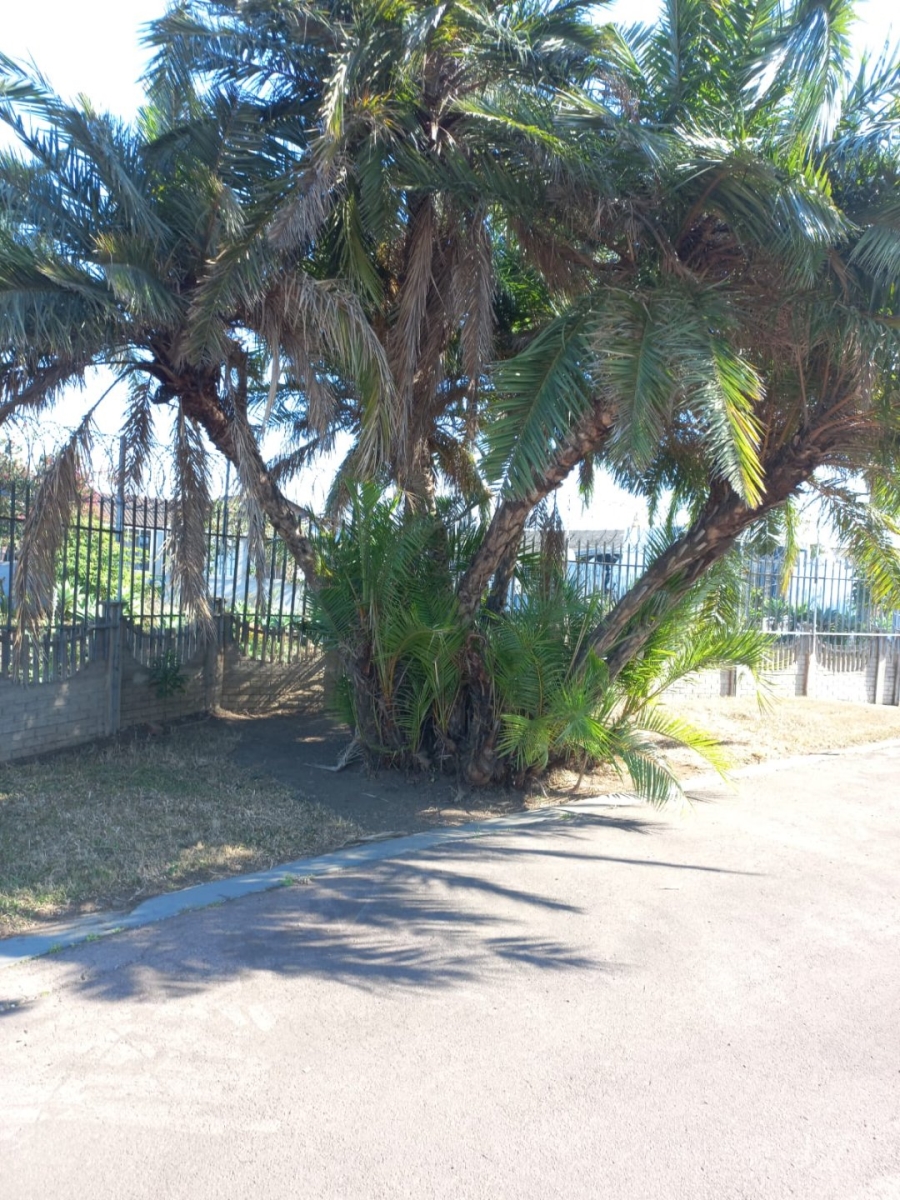 5 Bedroom Property for Sale in Parkgate KwaZulu-Natal
