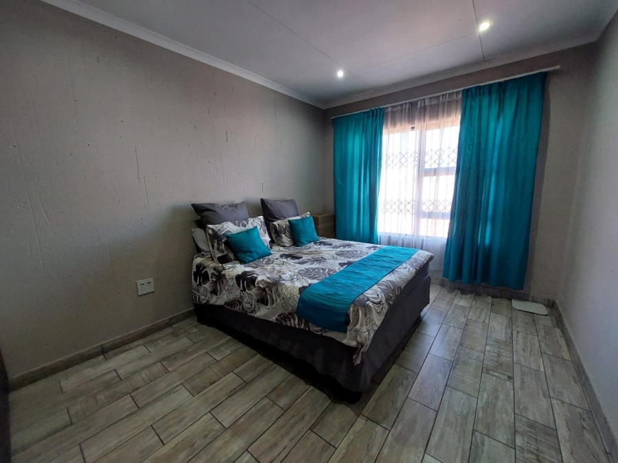 3 Bedroom Property for Sale in Huttenheights KwaZulu-Natal