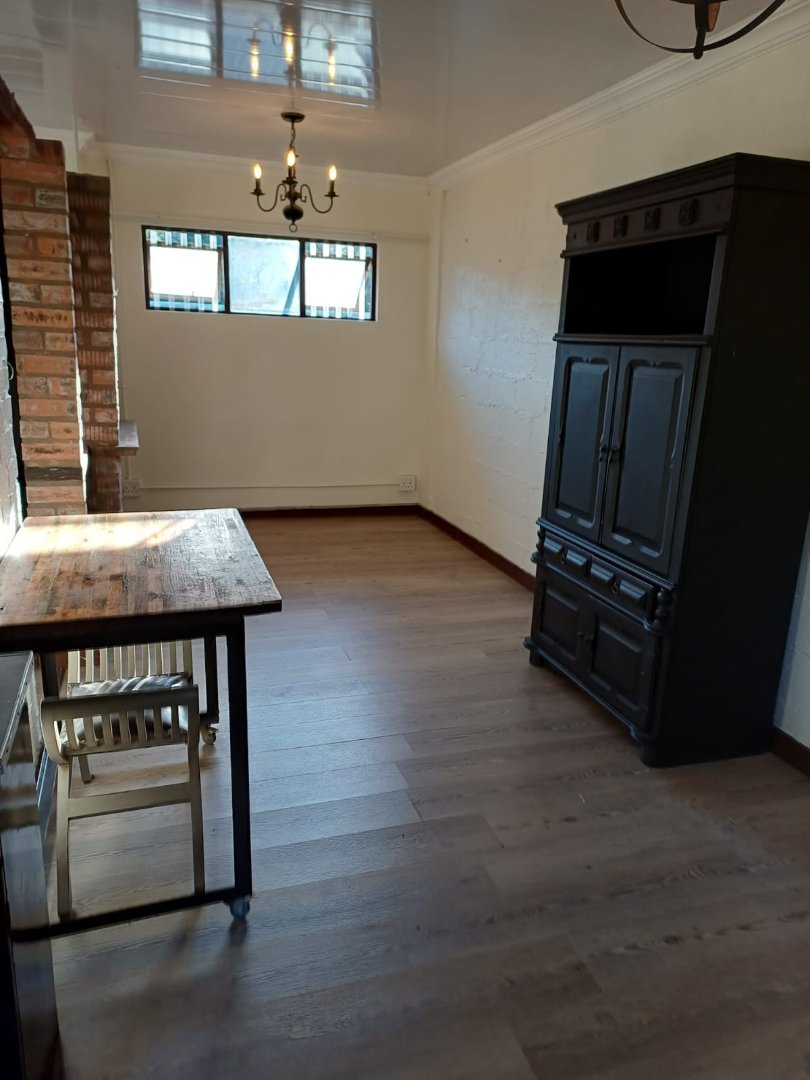 To Let 1 Bedroom Property for Rent in Kloof KwaZulu-Natal