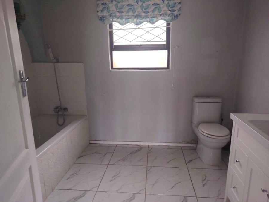 2 Bedroom Property for Sale in Gillitts KwaZulu-Natal