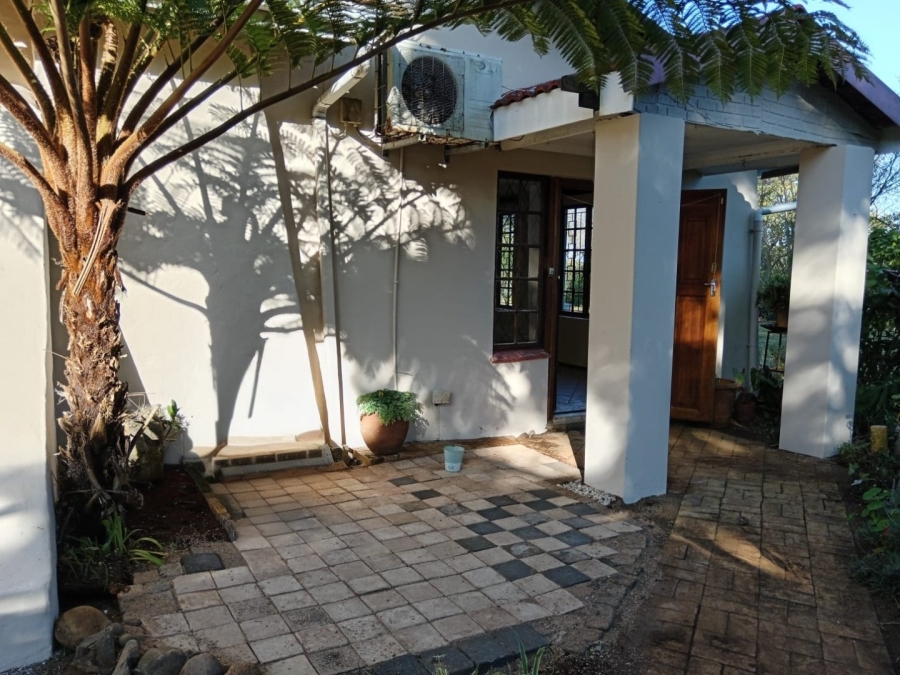2 Bedroom Property for Sale in Gillitts KwaZulu-Natal