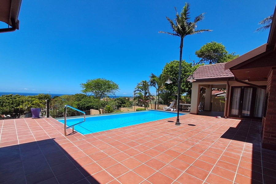 4 Bedroom Property for Sale in St Michaels On Sea KwaZulu-Natal