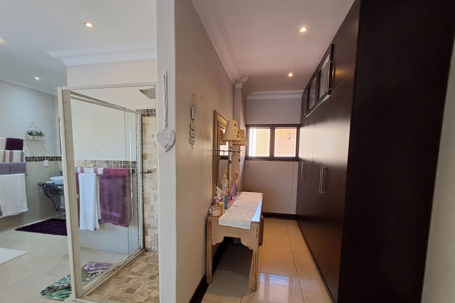 4 Bedroom Property for Sale in St Michaels On Sea KwaZulu-Natal
