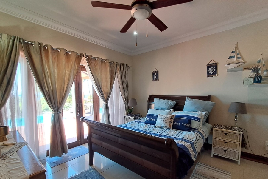 4 Bedroom Property for Sale in St Michaels On Sea KwaZulu-Natal