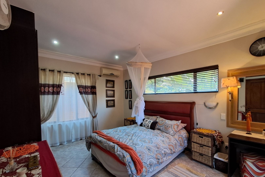 4 Bedroom Property for Sale in St Michaels On Sea KwaZulu-Natal