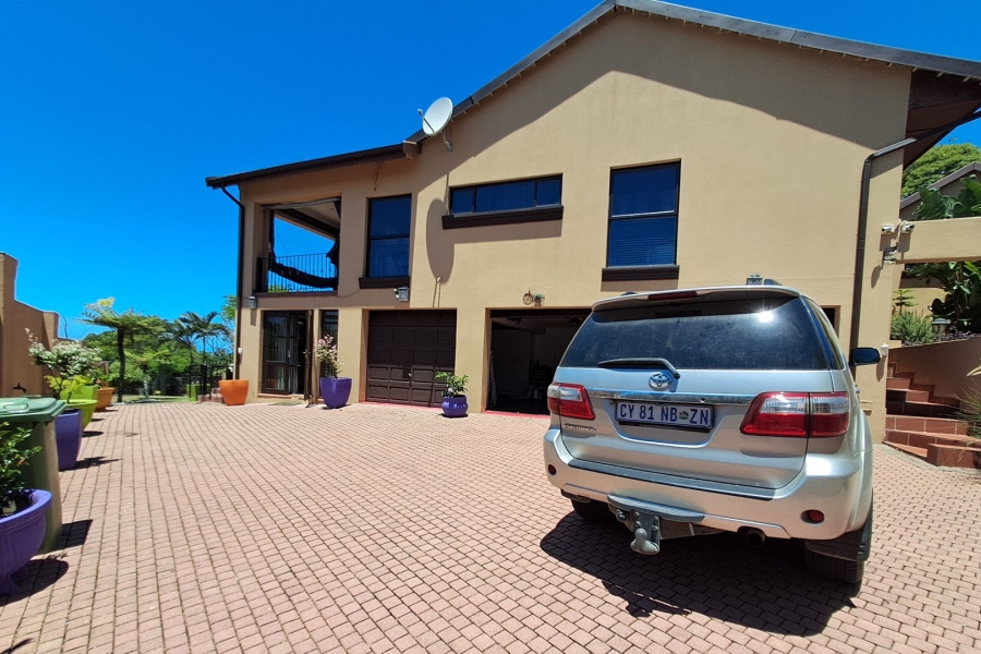 4 Bedroom Property for Sale in St Michaels On Sea KwaZulu-Natal