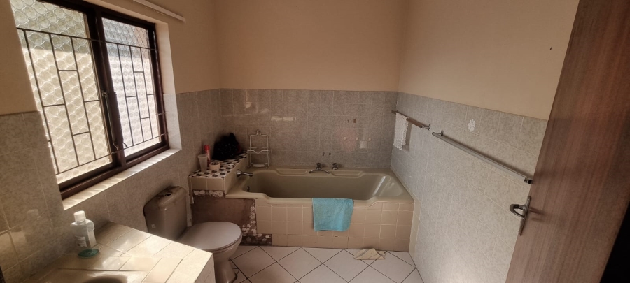 4 Bedroom Property for Sale in Margate KwaZulu-Natal