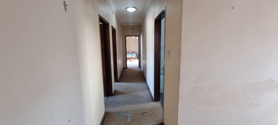 4 Bedroom Property for Sale in Margate KwaZulu-Natal