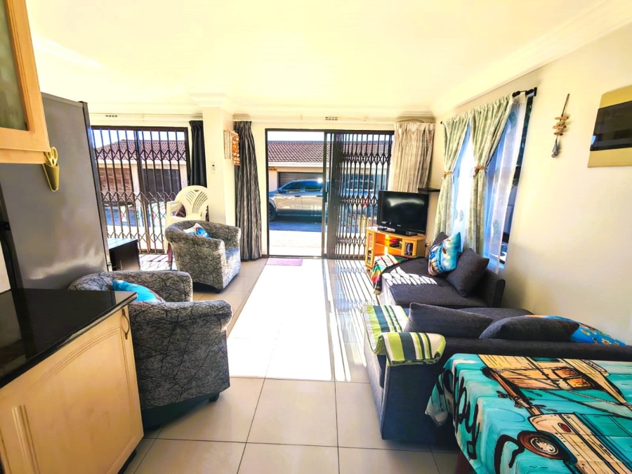 1 Bedroom Property for Sale in Mtwalume KwaZulu-Natal