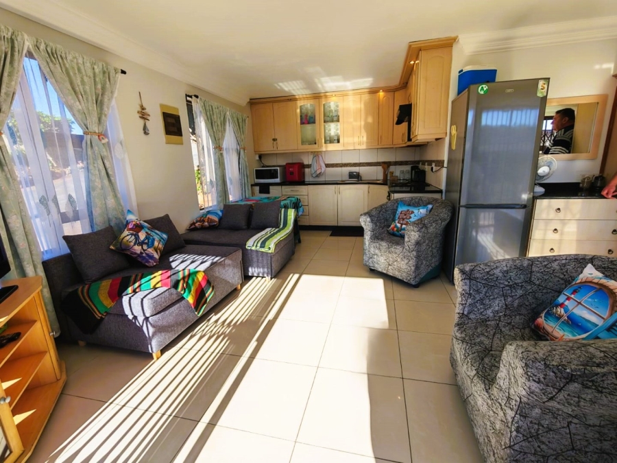 1 Bedroom Property for Sale in Mtwalume KwaZulu-Natal