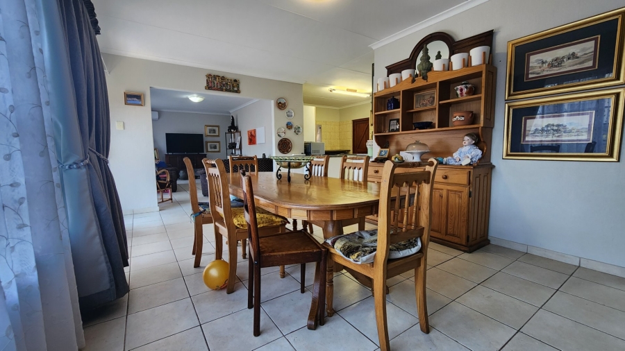 4 Bedroom Property for Sale in Shelly Beach KwaZulu-Natal