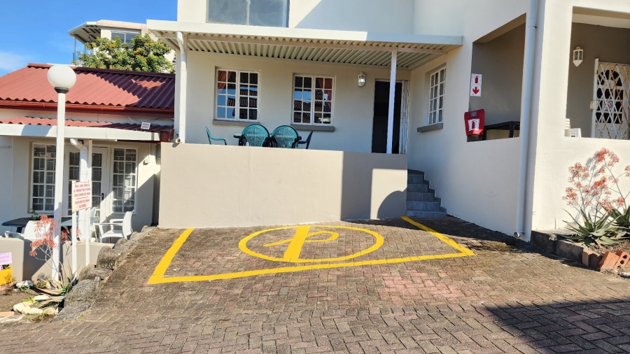 2 Bedroom Property for Sale in Uvongo Beach KwaZulu-Natal