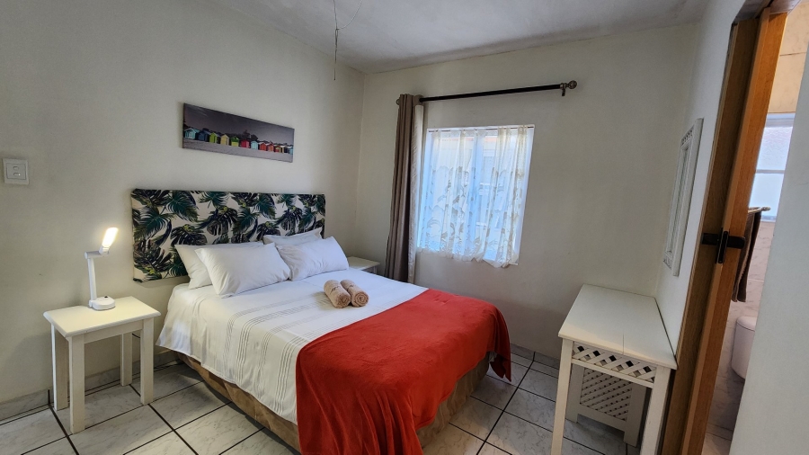 2 Bedroom Property for Sale in Uvongo Beach KwaZulu-Natal