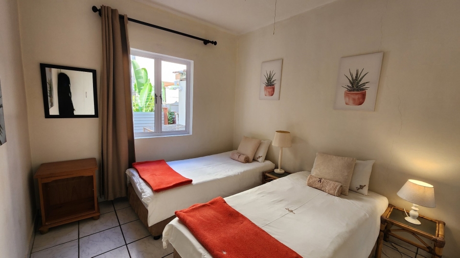 2 Bedroom Property for Sale in Uvongo Beach KwaZulu-Natal
