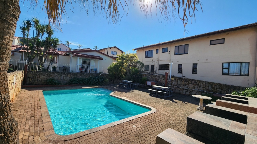 2 Bedroom Property for Sale in Uvongo Beach KwaZulu-Natal