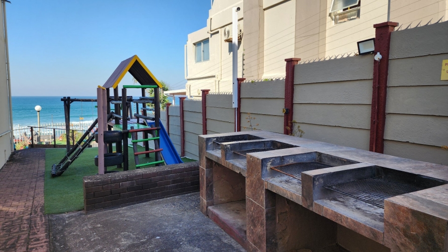 2 Bedroom Property for Sale in Uvongo Beach KwaZulu-Natal