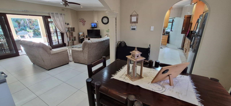 4 Bedroom Property for Sale in Umtentweni KwaZulu-Natal