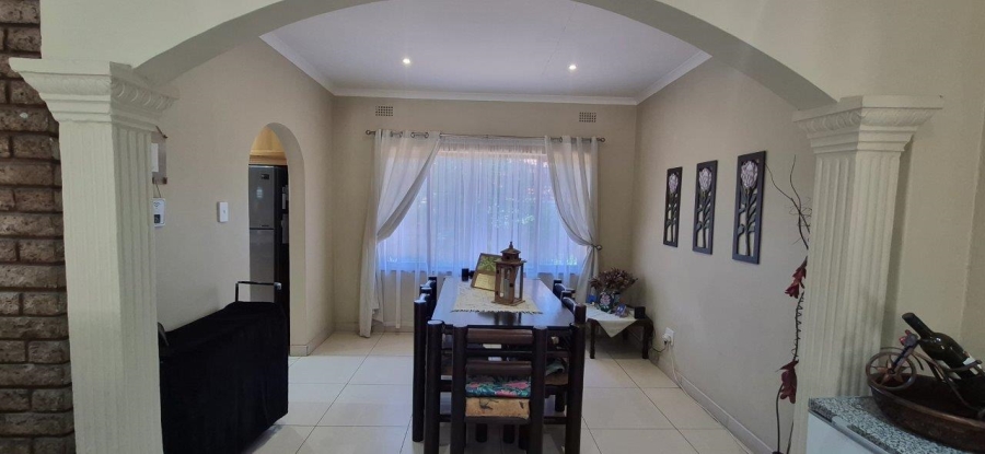 4 Bedroom Property for Sale in Umtentweni KwaZulu-Natal