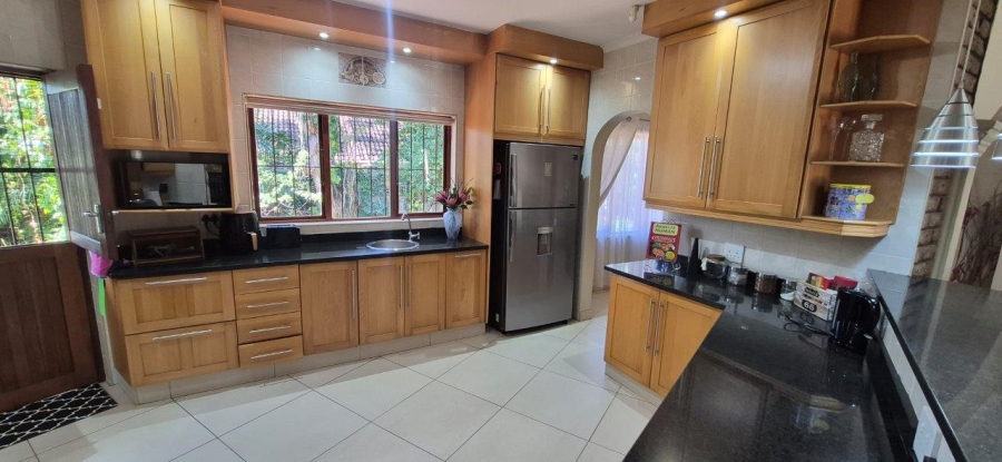 4 Bedroom Property for Sale in Umtentweni KwaZulu-Natal