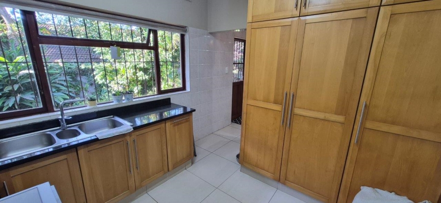 4 Bedroom Property for Sale in Umtentweni KwaZulu-Natal