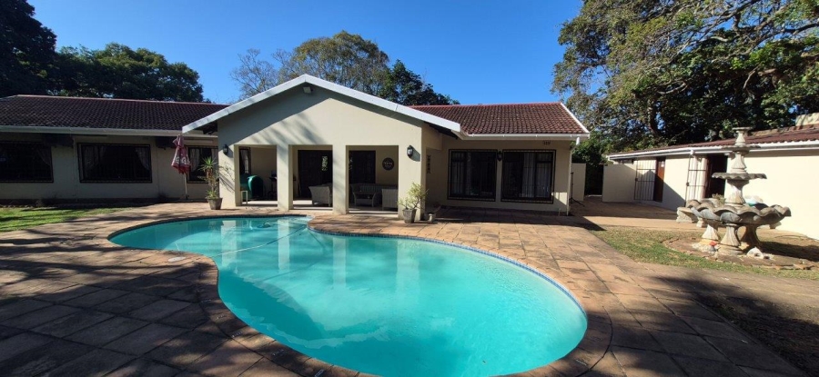 4 Bedroom Property for Sale in Umtentweni KwaZulu-Natal