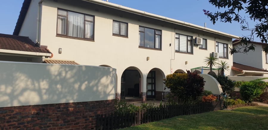 3 Bedroom Property for Sale in Umtentweni KwaZulu-Natal