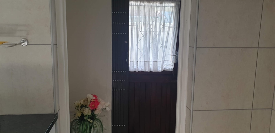 3 Bedroom Property for Sale in Umtentweni KwaZulu-Natal