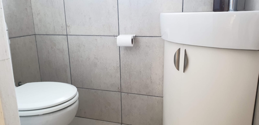 3 Bedroom Property for Sale in Umtentweni KwaZulu-Natal