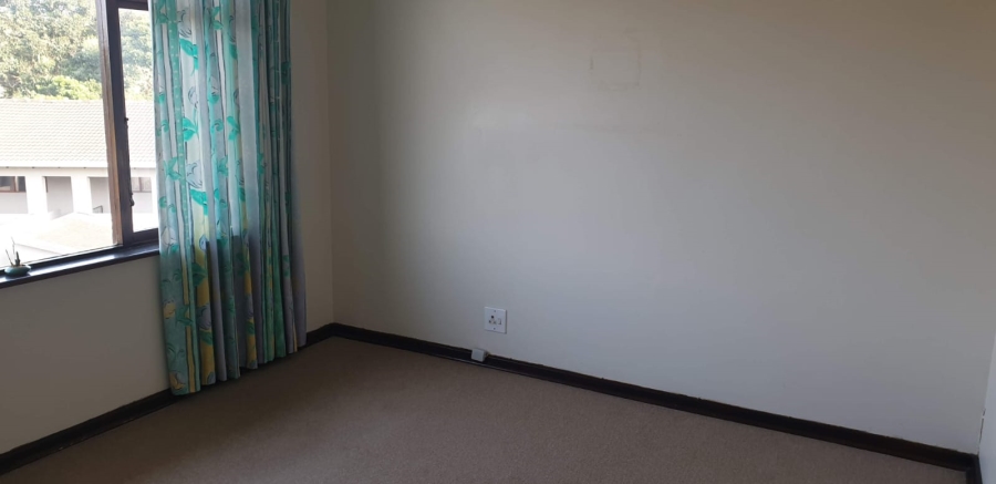 3 Bedroom Property for Sale in Umtentweni KwaZulu-Natal