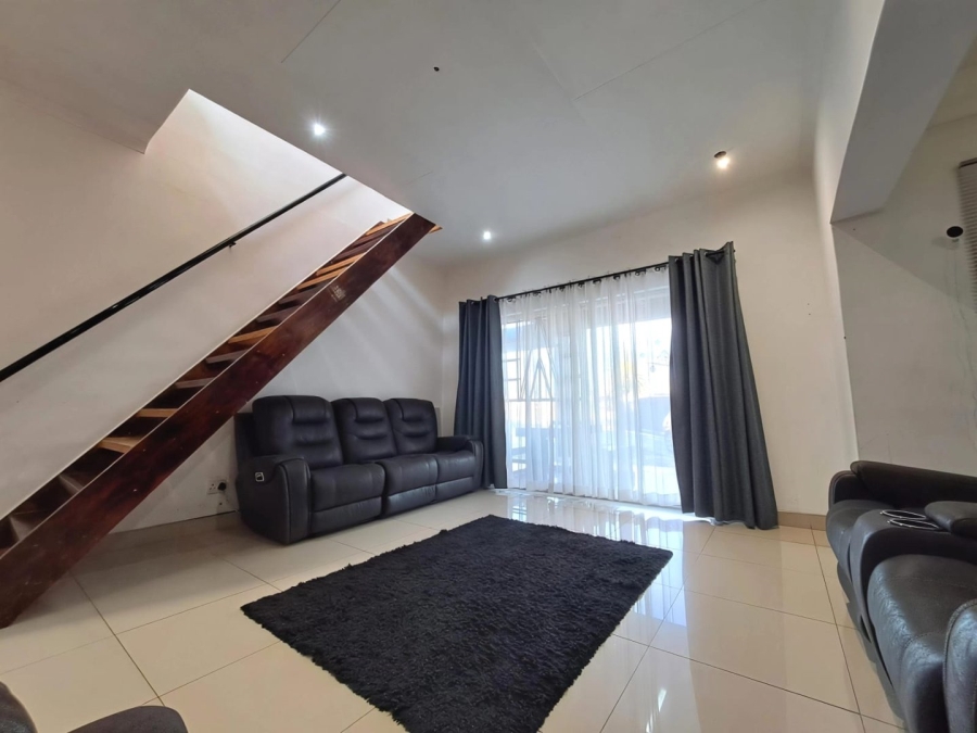 3 Bedroom Property for Sale in Sunnyridge KwaZulu-Natal