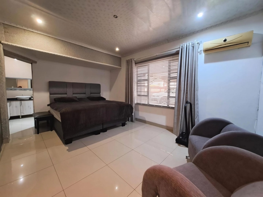 3 Bedroom Property for Sale in Sunnyridge KwaZulu-Natal