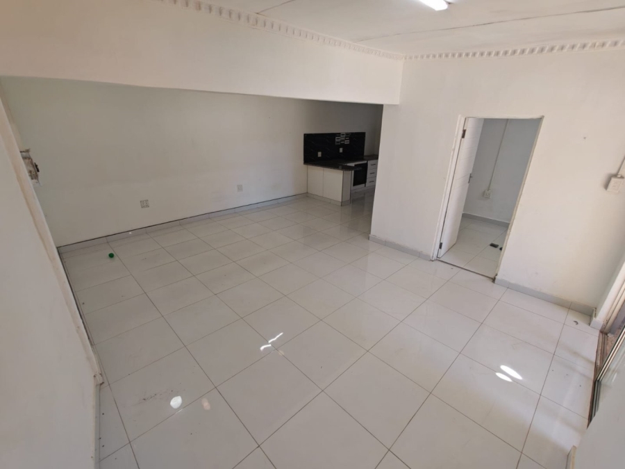 3 Bedroom Property for Sale in Sunnyridge KwaZulu-Natal