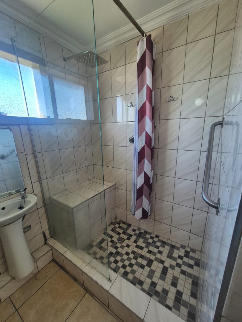 1 Bedroom Property for Sale in Jacobs KwaZulu-Natal
