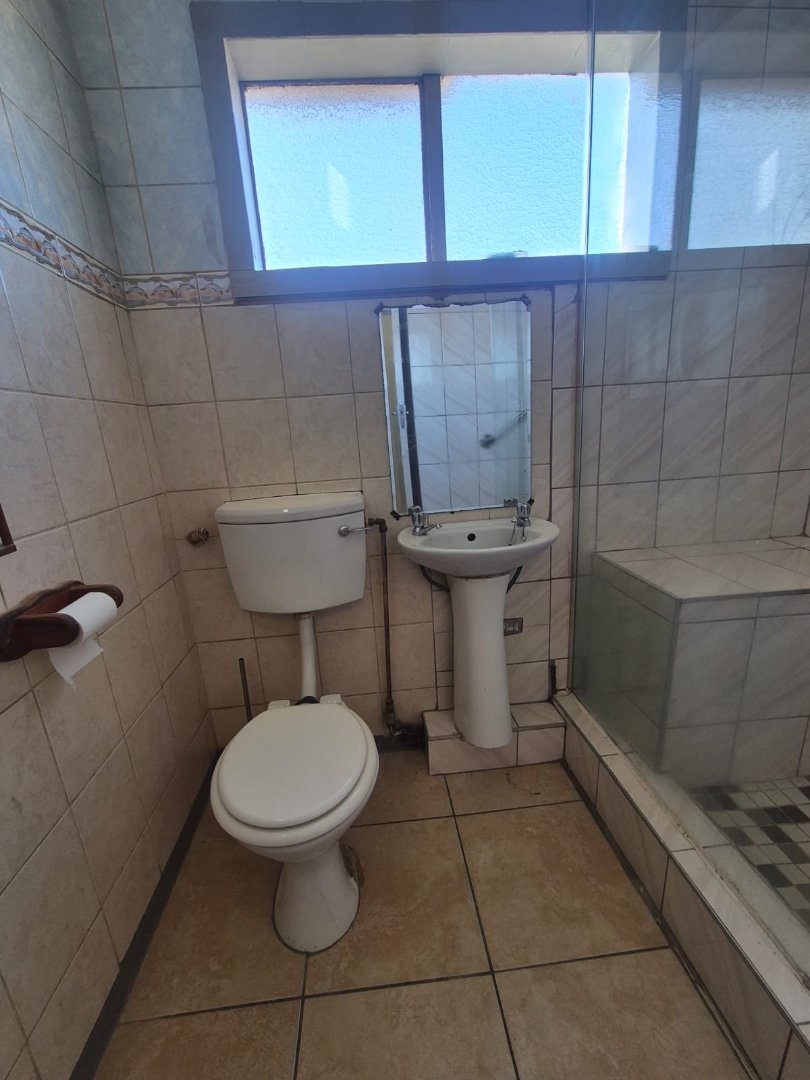 1 Bedroom Property for Sale in Jacobs KwaZulu-Natal