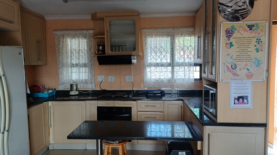 3 Bedroom Property for Sale in Bellair KwaZulu-Natal