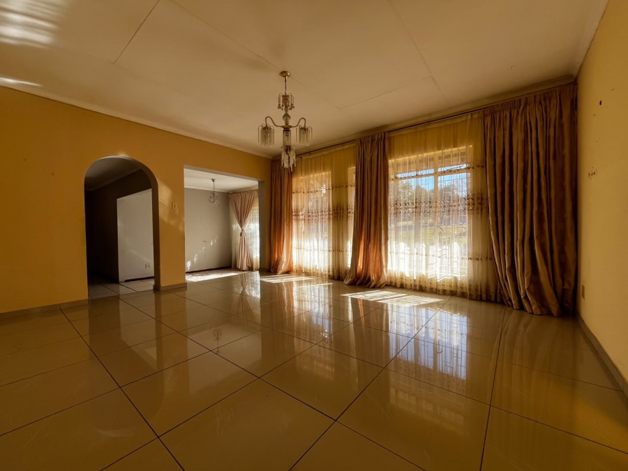 3 Bedroom Property for Sale in Aviary Hill KwaZulu-Natal