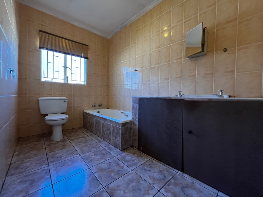 3 Bedroom Property for Sale in Aviary Hill KwaZulu-Natal