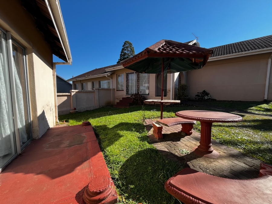 3 Bedroom Property for Sale in Aviary Hill KwaZulu-Natal