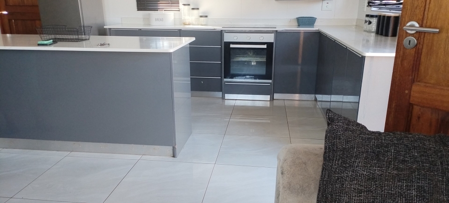 3 Bedroom Property for Sale in Panorama Gardens KwaZulu-Natal