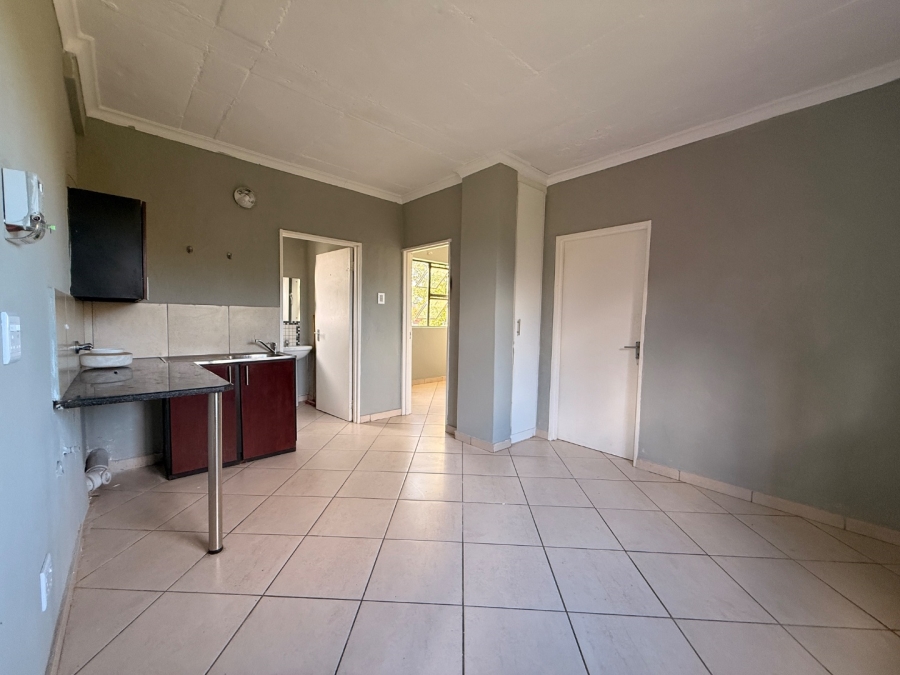 To Let 2 Bedroom Property for Rent in Madadeni J KwaZulu-Natal