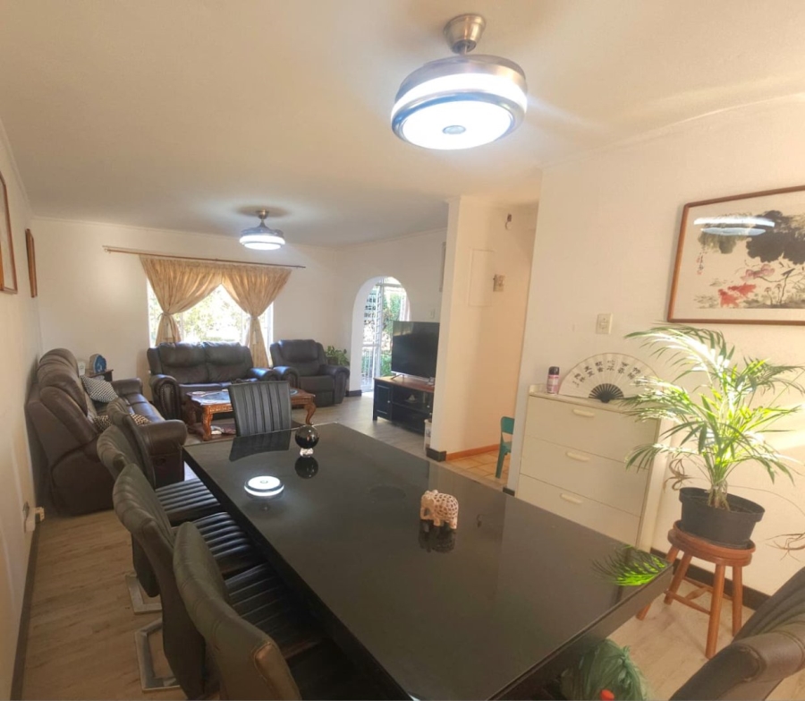 3 Bedroom Property for Sale in Huttenheights KwaZulu-Natal