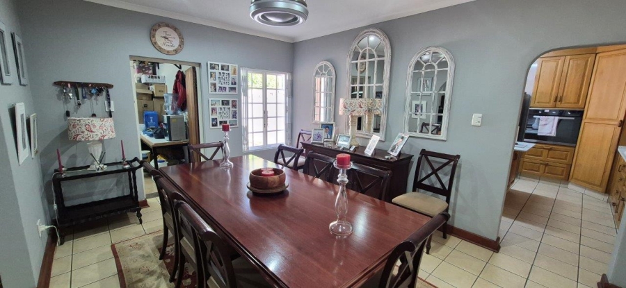 3 Bedroom Property for Sale in Umtentweni KwaZulu-Natal