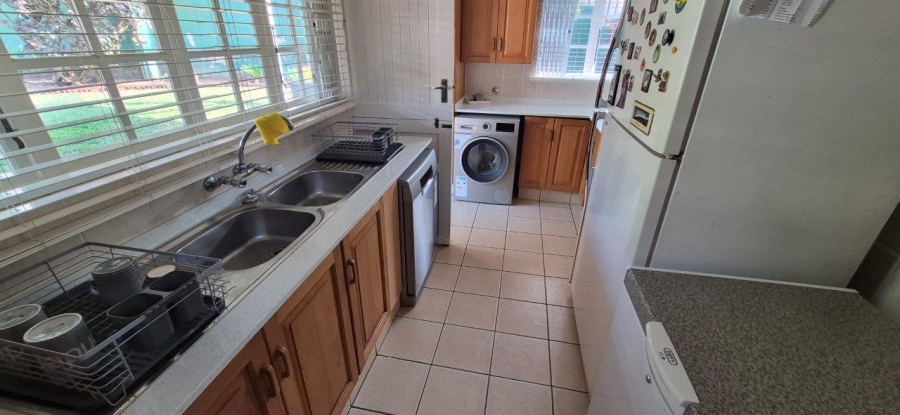 3 Bedroom Property for Sale in Umtentweni KwaZulu-Natal