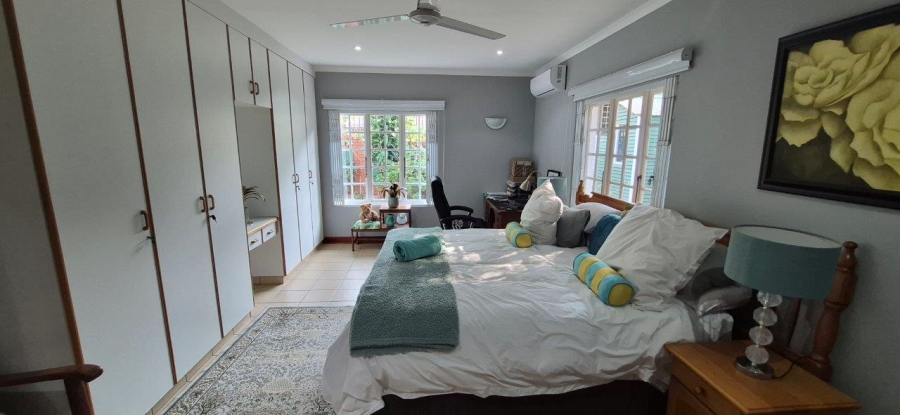 3 Bedroom Property for Sale in Umtentweni KwaZulu-Natal