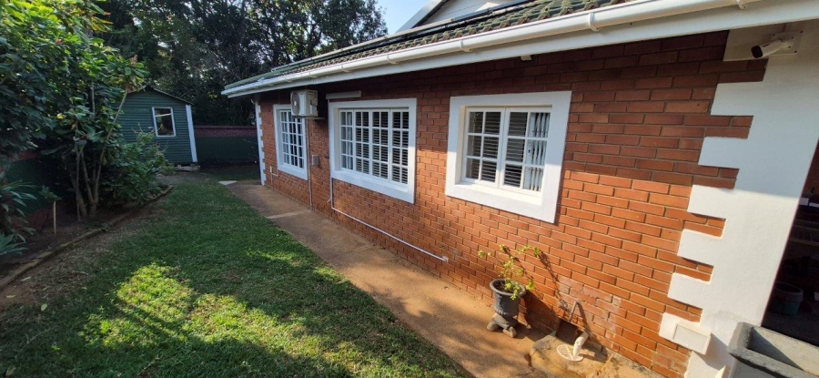3 Bedroom Property for Sale in Umtentweni KwaZulu-Natal