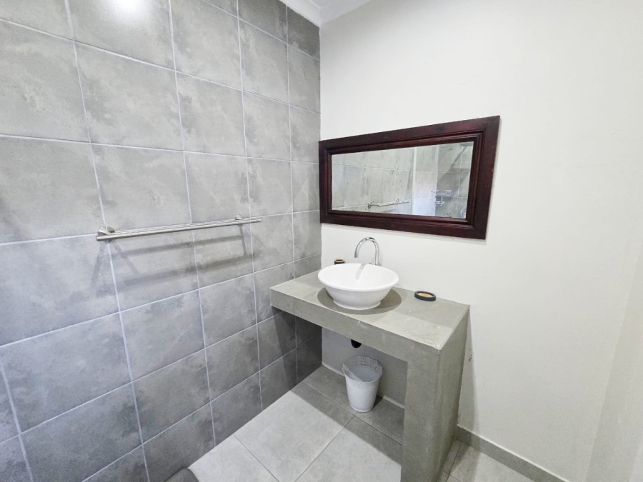 10 Bedroom Property for Sale in Blythedale KwaZulu-Natal